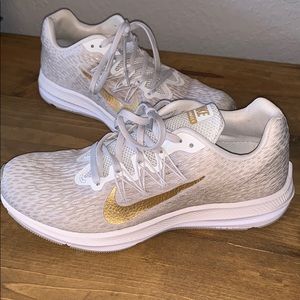 Woman’s Nike Zoom Winflo 5